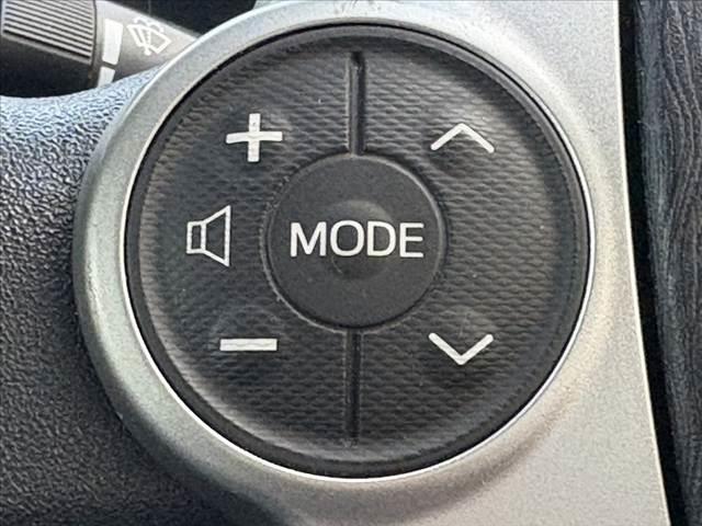 アクア S 禁煙車 ナビ フルセグ BT DVD再生 Pスタート Aライト 社外AW ETC 前後ドラレコ 電格 スマートキー AAC SRSエアB ABS Pガラス フロアマット リアワイパー シートリフター(6枚目)