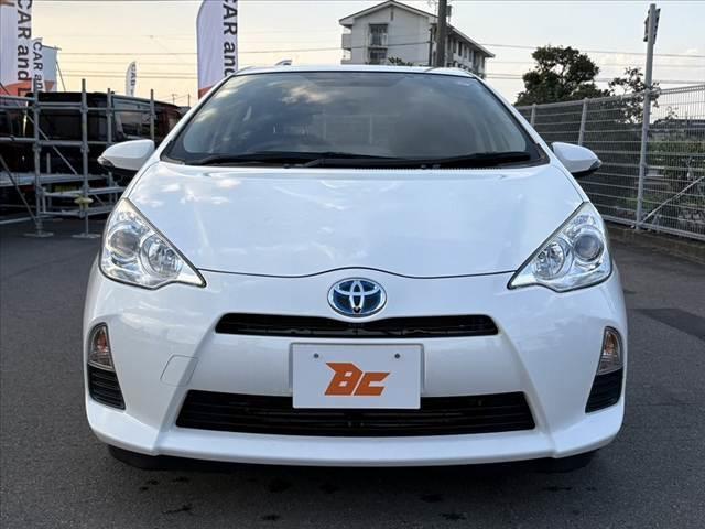 アクア S 禁煙車 ナビ フルセグ BT DVD再生 Pスタート Aライト 社外AW ETC 前後ドラレコ 電格 スマートキー AAC SRSエアB ABS Pガラス フロアマット リアワイパー シートリフター(9枚目)