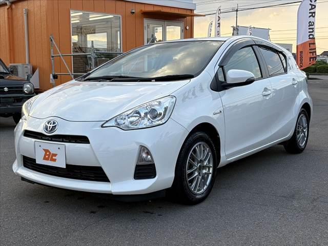 アクア S 禁煙車 ナビ フルセグ BT DVD再生 Pスタート Aライト 社外AW ETC 前後ドラレコ 電格 スマートキー AAC SRSエアB ABS Pガラス フロアマット リアワイパー シートリフター(10枚目)