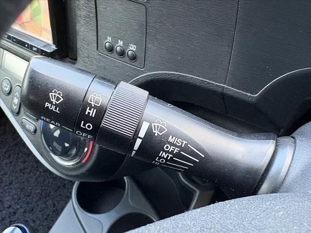 アクア S 禁煙車 ナビ フルセグ BT DVD再生 Pスタート Aライト 社外AW ETC 前後ドラレコ 電格 スマートキー AAC SRSエアB ABS Pガラス フロアマット リアワイパー シートリフター(23枚目)