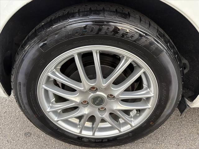 アクア S 禁煙車 ナビ フルセグ BT DVD再生 Pスタート Aライト 社外AW ETC 前後ドラレコ 電格 スマートキー AAC SRSエアB ABS Pガラス フロアマット リアワイパー シートリフター(44枚目)