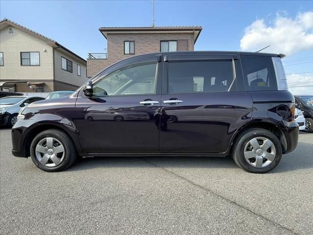 シエンタ 　後期　禁煙　車検整備付　純正ナビ　フルセグ　Ｂモニ　電動スライドドア　革巻きステアリング　ＨＩＤ　フォグ　ＡＡＣ　ＥＴＣ　シートリフター　アームレスト　シートバックポケット　Ｐガラス　電格　Ｒワイパー（12枚目）