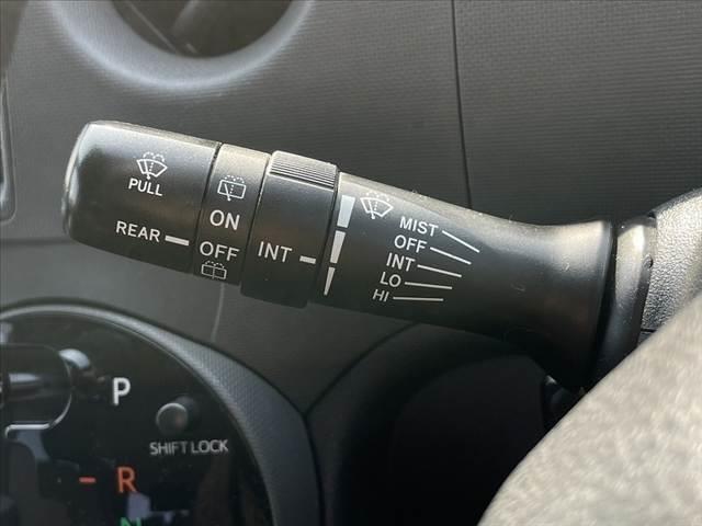 シエンタ 　後期　禁煙　車検整備付　純正ナビ　フルセグ　Ｂモニ　電動スライドドア　革巻きステアリング　ＨＩＤ　フォグ　ＡＡＣ　ＥＴＣ　シートリフター　アームレスト　シートバックポケット　Ｐガラス　電格　Ｒワイパー（29枚目）