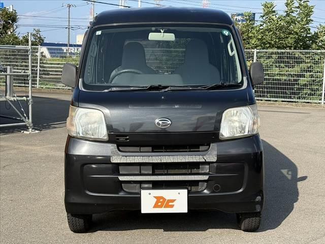 ハイゼットカーゴ 　中期　禁煙　５ＭＴ　キーレス　ＥＴＣ　パワーウィンドウ　ＦＭＡＭラジオ　ハイルーフ　ヘッドライトレベライザー　リア熱線　Ｒワイパー　プライバシーガラス　マニュアルエアコン　アナログメーター（9枚目）