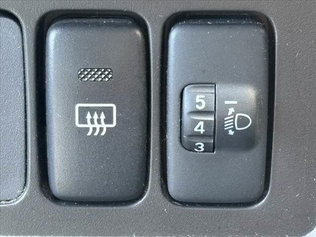 ハイゼットカーゴ 　中期　禁煙　５ＭＴ　キーレス　ＥＴＣ　パワーウィンドウ　ＦＭＡＭラジオ　ハイルーフ　ヘッドライトレベライザー　リア熱線　Ｒワイパー　プライバシーガラス　マニュアルエアコン　アナログメーター（22枚目）