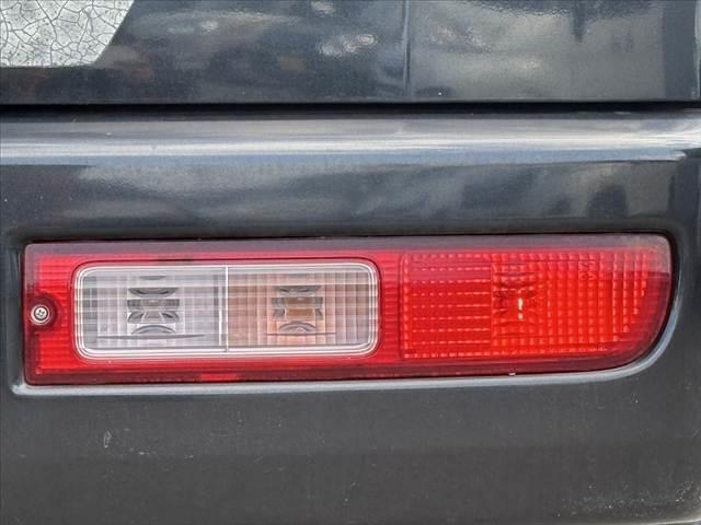 ハイゼットカーゴ 　中期　禁煙　５ＭＴ　キーレス　ＥＴＣ　パワーウィンドウ　ＦＭＡＭラジオ　ハイルーフ　ヘッドライトレベライザー　リア熱線　Ｒワイパー　プライバシーガラス　マニュアルエアコン　アナログメーター（33枚目）