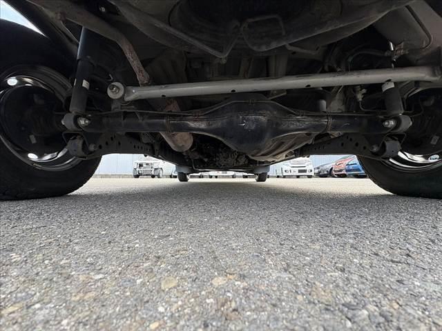 ハイゼットカーゴ 　中期　禁煙　５ＭＴ　キーレス　ＥＴＣ　パワーウィンドウ　ＦＭＡＭラジオ　ハイルーフ　ヘッドライトレベライザー　リア熱線　Ｒワイパー　プライバシーガラス　マニュアルエアコン　アナログメーター（42枚目）