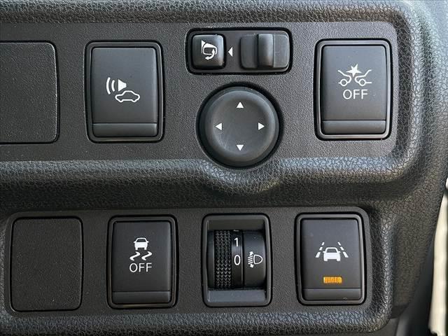 ノート ｅパワーＢ　後期　禁煙　車検整備付　社外ナビ　全方位　Ｄミラー　ドラレコ　ＢＴ　スマートキー×２　エマブレ　Ａライト　ハイビームアシスト　ＡＡＣ　ＡＢＳ　ＳＲＳ　電格　ＥＴＣ　Ｐスタート　Ｐガラス　Ｒワイパー（6枚目）