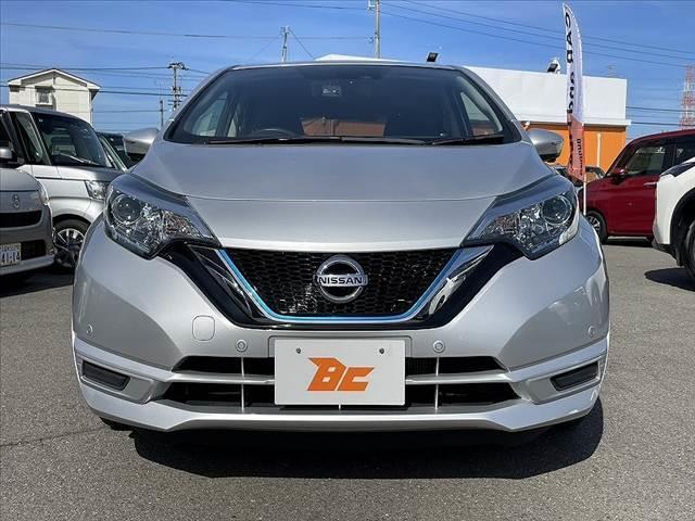ノート ｅパワーＢ　後期　禁煙　車検整備付　社外ナビ　全方位　Ｄミラー　ドラレコ　ＢＴ　スマートキー×２　エマブレ　Ａライト　ハイビームアシスト　ＡＡＣ　ＡＢＳ　ＳＲＳ　電格　ＥＴＣ　Ｐスタート　Ｐガラス　Ｒワイパー（9枚目）
