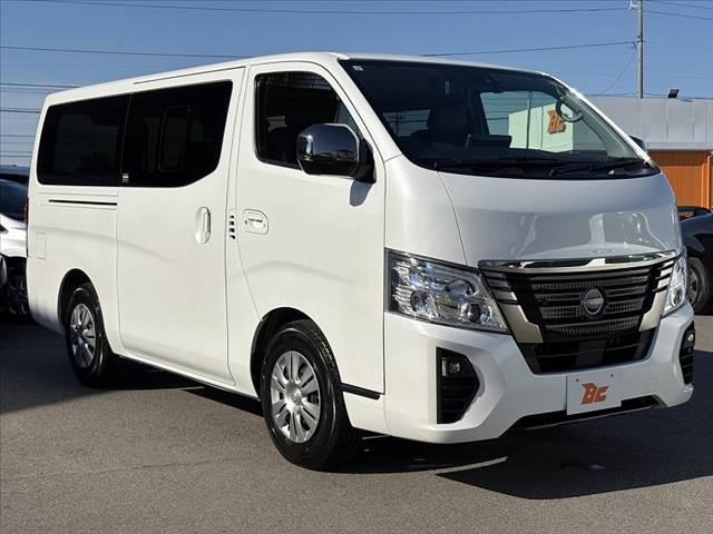 キャラバン ロンググランドプレミアムＧＸ　禁煙車　車検整備付　社外１１インチナビ　電動スライドドア　全方位　フルセグ　ＢＴ　ステリモ　Ａライト　ＬＥＤ　フォグ　横滑り防止　スマートキー×２　ＡＡＣ　電格　合皮コンビシート　オートクローザー（8枚目）