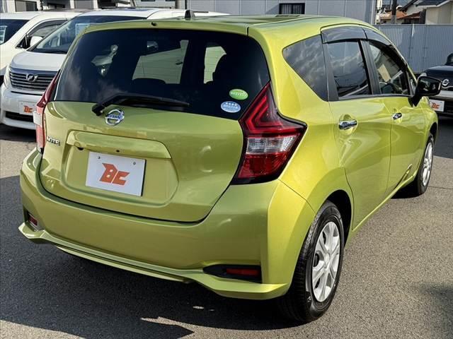 ノート Ｘ　後期　禁煙車　フルセグナビ　Ｂカメラ　ステリモ　ドラレコ　ＢＴ　ＥＴＣ　Ｐスタート　Ａライト　スマートキー　電格ミラー　イモビライザー　シートリフター　Ｐガラス　Ｗエアバッグ　Ａストップ　バイザー（15枚目）