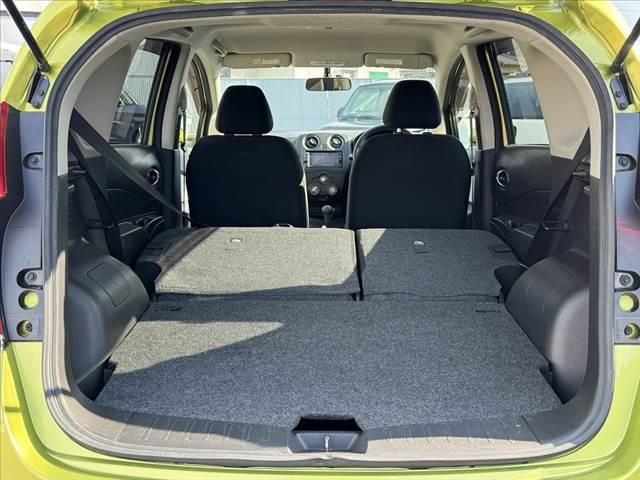 ノート Ｘ　後期　禁煙車　フルセグナビ　Ｂカメラ　ステリモ　ドラレコ　ＢＴ　ＥＴＣ　Ｐスタート　Ａライト　スマートキー　電格ミラー　イモビライザー　シートリフター　Ｐガラス　Ｗエアバッグ　Ａストップ　バイザー（21枚目）