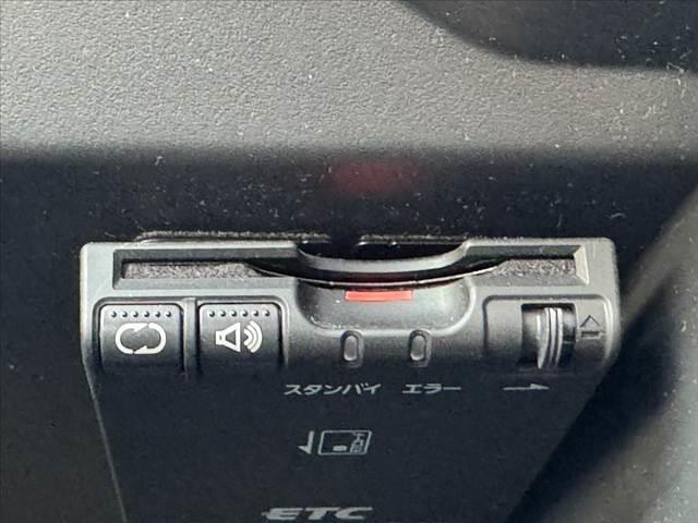 ノート Ｘ　後期　禁煙車　フルセグナビ　Ｂカメラ　ステリモ　ドラレコ　ＢＴ　ＥＴＣ　Ｐスタート　Ａライト　スマートキー　電格ミラー　イモビライザー　シートリフター　Ｐガラス　Ｗエアバッグ　Ａストップ　バイザー（28枚目）