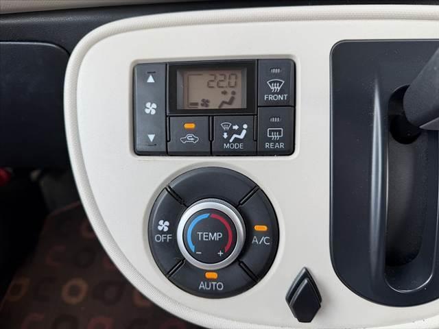 ミラココア ココアＸ　車検整備付　禁煙車　ナビ　フルセグ　バックモニター　ＤＶＤ　ブルートゥース　ＡＡＣ　スマートキー　電格　シートリフター　ヘッドライトレベライザー　アームレスト　ベンチシート　Ｐガラス　ＵＶカット（7枚目）