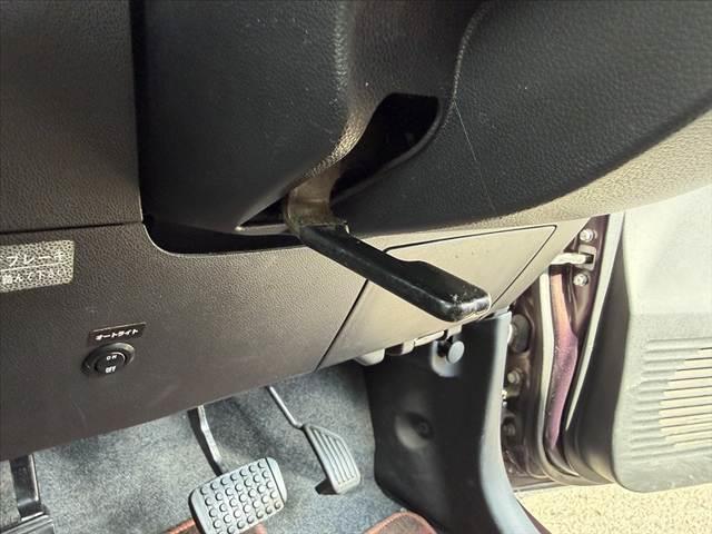 ミラココア ココアＸ　車検整備付　禁煙車　ナビ　フルセグ　バックモニター　ＤＶＤ　ブルートゥース　ＡＡＣ　スマートキー　電格　シートリフター　ヘッドライトレベライザー　アームレスト　ベンチシート　Ｐガラス　ＵＶカット（25枚目）