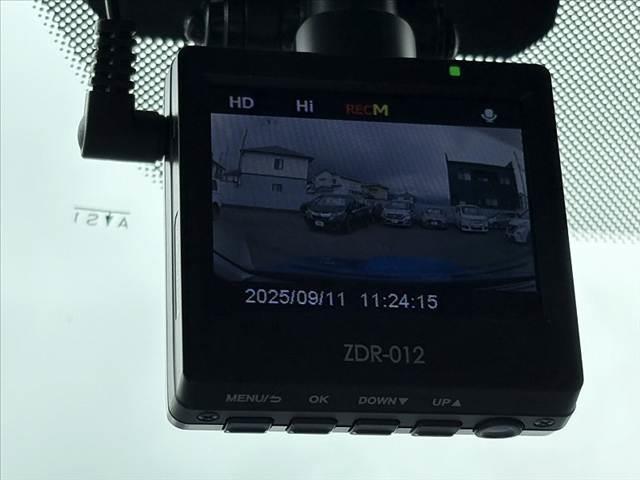 インプレッサ WRX STi 後期 車検整備付 RECAROシート ZEROSPOORTエアロ 社外18インチAW 社外マフラー 社外HDDナビ HID フォグ ターボ 4WD ローダウン 大型Rスポイラー 電格ミラー 革巻ステア(7枚目)