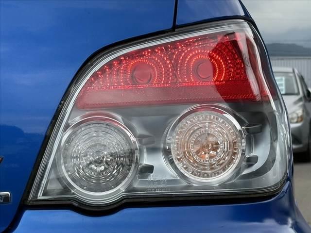 インプレッサ WRX STi 後期 車検整備付 RECAROシート ZEROSPOORTエアロ 社外18インチAW 社外マフラー 社外HDDナビ HID フォグ ターボ 4WD ローダウン 大型Rスポイラー 電格ミラー 革巻ステア(37枚目)