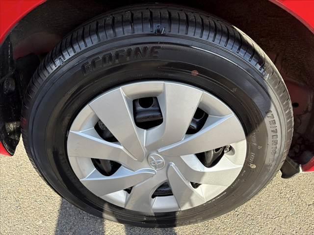 ヴィッツ Ｆ　禁煙車　純正ナビ　Ｂカメラ　ステリモ　フルセグ　ＢＴ　ＤＶＤ再生　ＬＥＤ　フォグ　電格　リモコンキー　横滑り防止　Ａストップ　バニティミラー　ＳＲＳエアＢ　シートアンダートレイ　マニュアルエアコン（43枚目）