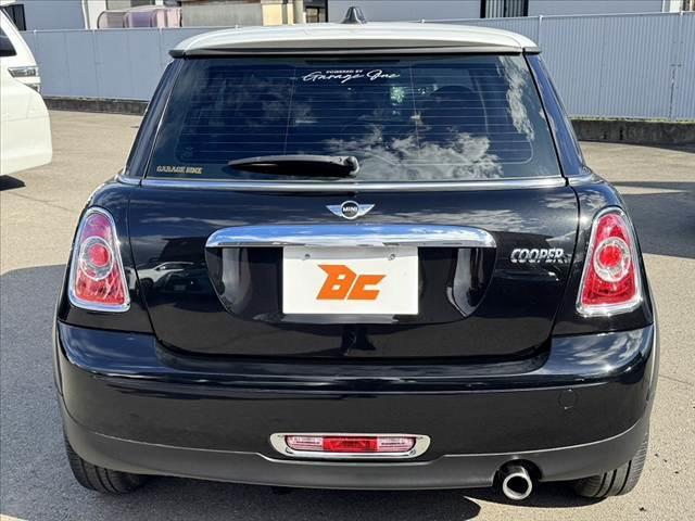 ＭＩＮＩ クーパー　禁煙車　車検整備付　後期　プッシュスタート　スマートキー　ＡＡＣ　ＣＤデッキ　前後ドラレコ　タコメーター　ＥＴＣ　横滑り防止　サイドエアバック　純正１５インチＡＷ　革巻ステアリング　チルトステア　電格（14枚目）