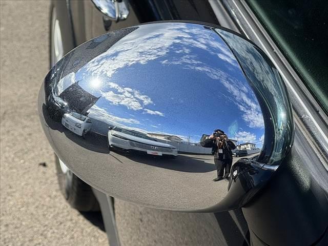ＭＩＮＩ クーパー　禁煙車　車検整備付　後期　プッシュスタート　スマートキー　ＡＡＣ　ＣＤデッキ　前後ドラレコ　タコメーター　ＥＴＣ　横滑り防止　サイドエアバック　純正１５インチＡＷ　革巻ステアリング　チルトステア　電格（31枚目）