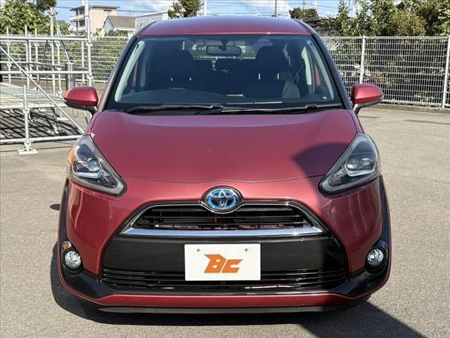 シエンタ ハイブリッドＧ　車検整備　ナビ　Ｂモニター　フルセグ　ＢＴ　ＤＶＤ　ＬＥＤヘッドライト　両電スライドドア　オートライト　プッシュスタート　スマートキーＸ２　電格ミラー　スタッドレス　革巻きステア　アームレスト（9枚目）