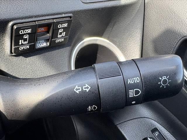 シエンタ ハイブリッドＧ　車検整備　ナビ　Ｂモニター　フルセグ　ＢＴ　ＤＶＤ　ＬＥＤヘッドライト　両電スライドドア　オートライト　プッシュスタート　スマートキーＸ２　電格ミラー　スタッドレス　革巻きステア　アームレスト（25枚目）