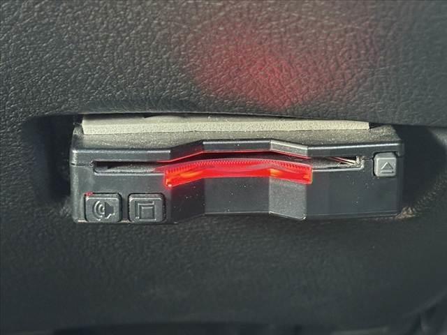 シエンタ ハイブリッドＧ　車検整備　ナビ　Ｂモニター　フルセグ　ＢＴ　ＤＶＤ　ＬＥＤヘッドライト　両電スライドドア　オートライト　プッシュスタート　スマートキーＸ２　電格ミラー　スタッドレス　革巻きステア　アームレスト（29枚目）