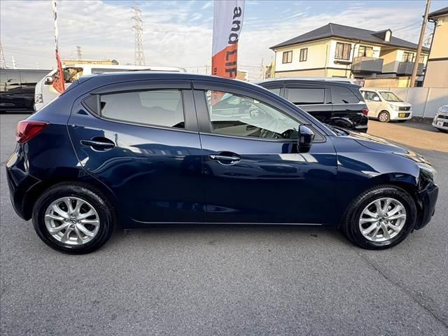 デミオ 13S Lパッケージ 車検整備付 禁煙車 純正ナビ HUD BT LED Aライト フォグ ステリモ ETC スマートキー×2 Pスタート ABS AAC 電格ミラー Aストップ 横滑り防止 衝突被害軽減ブレーキ Pガラス(11枚目)