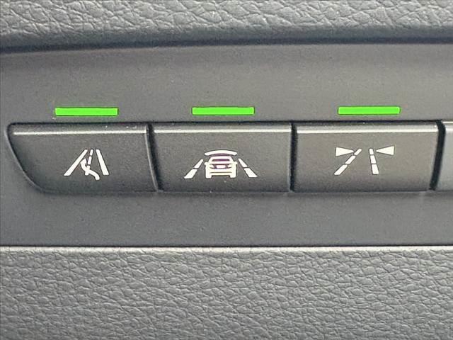 ４シリーズ ４２０ｉグランクーペ　Ｍスポーツ　禁煙車　中期　純正ナビ　サンルーフ　１９インチＡＷ　アダプティブＭサスペンション　Ｍスポーツブレーキ　ＬＥＤヘッドライト　ＬＥＤフォグ　Ｂモニ　フルセグ　ＢＴ　ドラレコ　ＥＴＣ　Ｐシート　電動Ｒゲート（7枚目）