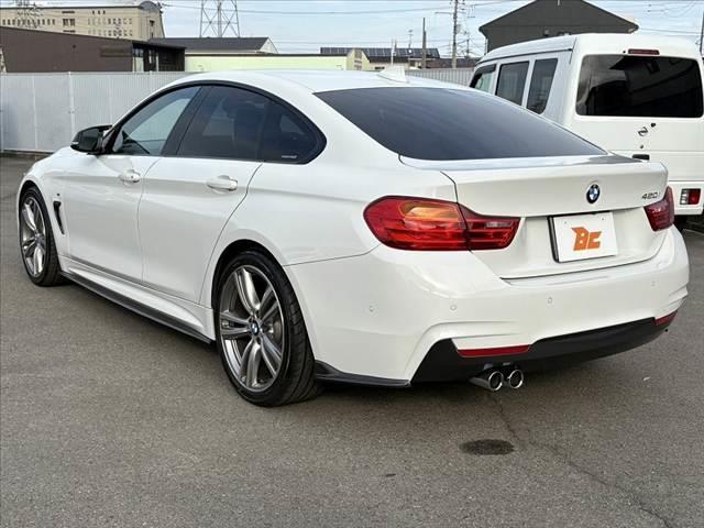 ４シリーズ ４２０ｉグランクーペ　Ｍスポーツ　禁煙車　中期　純正ナビ　サンルーフ　１９インチＡＷ　アダプティブＭサスペンション　Ｍスポーツブレーキ　ＬＥＤヘッドライト　ＬＥＤフォグ　Ｂモニ　フルセグ　ＢＴ　ドラレコ　ＥＴＣ　Ｐシート　電動Ｒゲート（13枚目）