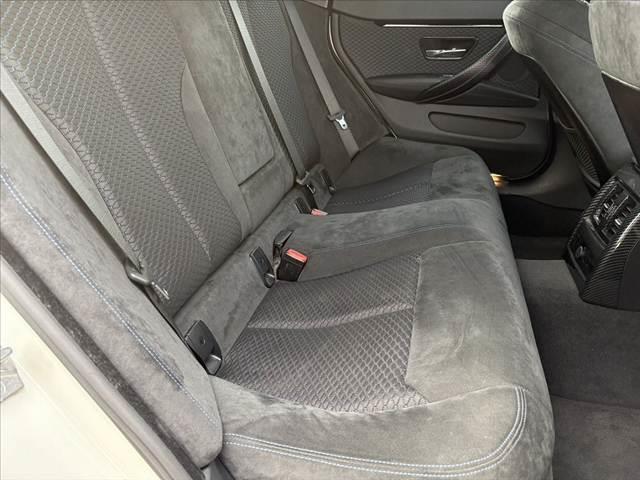 ４シリーズ ４２０ｉグランクーペ　Ｍスポーツ　禁煙車　中期　純正ナビ　サンルーフ　１９インチＡＷ　アダプティブＭサスペンション　Ｍスポーツブレーキ　ＬＥＤヘッドライト　ＬＥＤフォグ　Ｂモニ　フルセグ　ＢＴ　ドラレコ　ＥＴＣ　Ｐシート　電動Ｒゲート（18枚目）