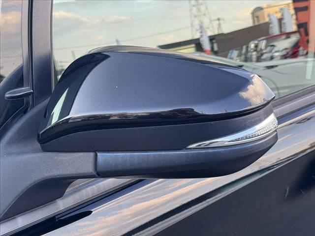 ヴォクシー Ｖ　車検整備付　禁煙車　フルセグナビ　セーフティセンスＣ　電動スライドドア　Ｐスタート　Ｂモニター　ＥＴＣ　ＬＥＤ　Ａハイビーム　先行車発進告知機能　クルコン　Ａライト　革巻きステアリング　ＢＴ　ステリモ（33枚目）