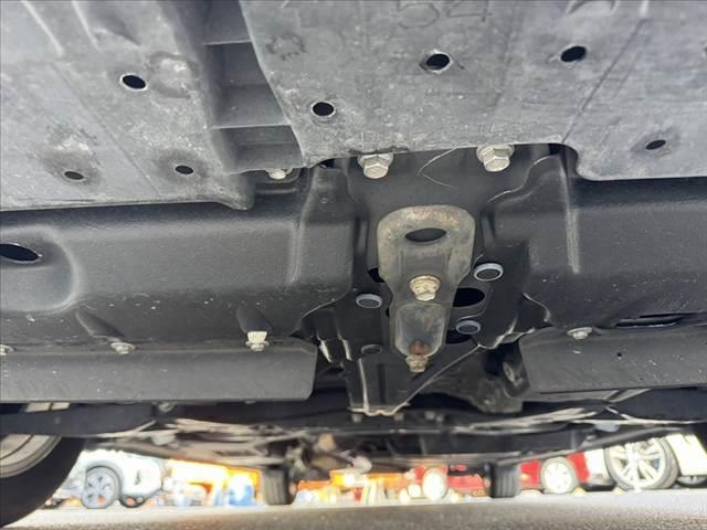 ヴォクシー Ｖ　車検整備付　禁煙車　フルセグナビ　セーフティセンスＣ　電動スライドドア　Ｐスタート　Ｂモニター　ＥＴＣ　ＬＥＤ　Ａハイビーム　先行車発進告知機能　クルコン　Ａライト　革巻きステアリング　ＢＴ　ステリモ（44枚目）