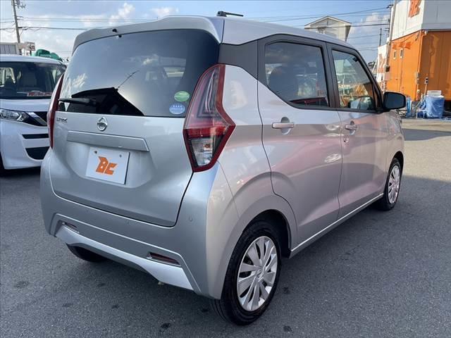 デイズ Ｂ　禁煙　車検整備付　エマージェンシーブレーキ　フロントバックソナー　Ａライト　ハイビームアシスト　車線逸脱警報　インテリジェントＤＡ　電動オート格納ミラー　バニティミラー　キーレス　マニュアルエアコン（15枚目）