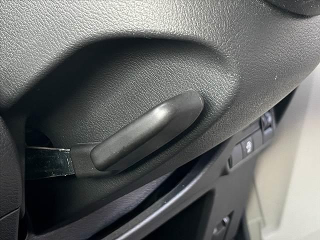 デイズ Ｂ　禁煙　車検整備付　エマージェンシーブレーキ　フロントバックソナー　Ａライト　ハイビームアシスト　車線逸脱警報　インテリジェントＤＡ　電動オート格納ミラー　バニティミラー　キーレス　マニュアルエアコン（29枚目）