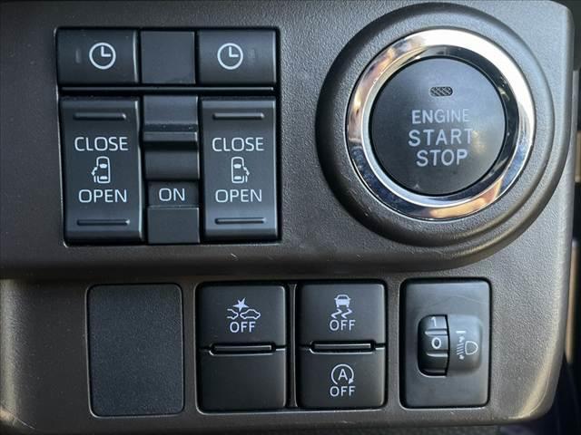 ルーミー Ｇ　後期　車検整備付　ナビ　スマアシ　シートヒーター　Ｂカメラ　両側電動スライドドア　ＥＴＣ　ドラレコ　Ｐスタート　ＬＥＤ　ＢＴ　Ａライト　ステリモ　Ｗエアバッグ　ＡＡＣ　シートアンダートレイ　Ａストップ（3枚目）