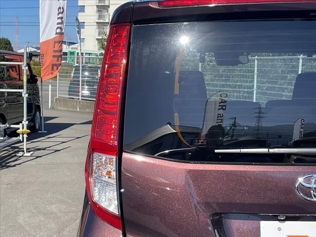 ルーミー Ｇ　後期　車検整備付　ナビ　スマアシ　シートヒーター　Ｂカメラ　両側電動スライドドア　ＥＴＣ　ドラレコ　Ｐスタート　ＬＥＤ　ＢＴ　Ａライト　ステリモ　Ｗエアバッグ　ＡＡＣ　シートアンダートレイ　Ａストップ（42枚目）