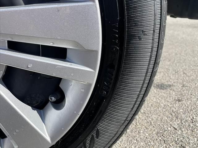 ルーミー Ｇ　後期　車検整備付　ナビ　スマアシ　シートヒーター　Ｂカメラ　両側電動スライドドア　ＥＴＣ　ドラレコ　Ｐスタート　ＬＥＤ　ＢＴ　Ａライト　ステリモ　Ｗエアバッグ　ＡＡＣ　シートアンダートレイ　Ａストップ（50枚目）