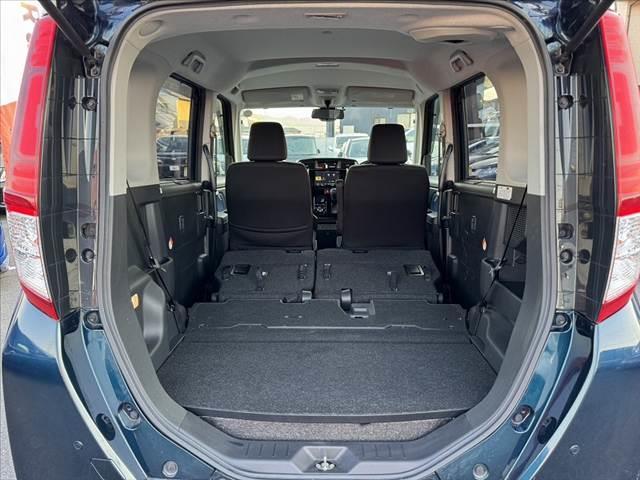 ルーミー カスタムＧ　Ｓ　禁煙車　ＳＡ２　８インチナビ　Ｂモニ　クルコン　両電　ＢＴ　ＤＶＤ再生　スマートキー　ＬＥＤ　フォグＬＥＤ　横滑り防止　ＡＡＣ　純正ＡＷ　電格ミラー　後席ロールサンシェード　シートアンダートレイ（21枚目）