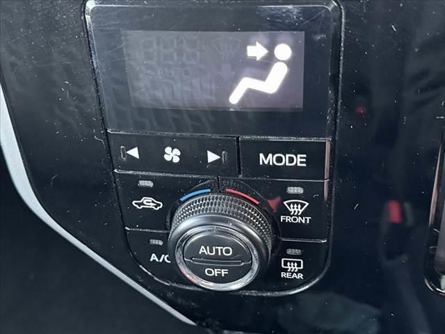 ルーミー カスタムＧ　Ｓ　禁煙車　ＳＡ２　８インチナビ　Ｂモニ　クルコン　両電　ＢＴ　ＤＶＤ再生　スマートキー　ＬＥＤ　フォグＬＥＤ　横滑り防止　ＡＡＣ　純正ＡＷ　電格ミラー　後席ロールサンシェード　シートアンダートレイ（29枚目）