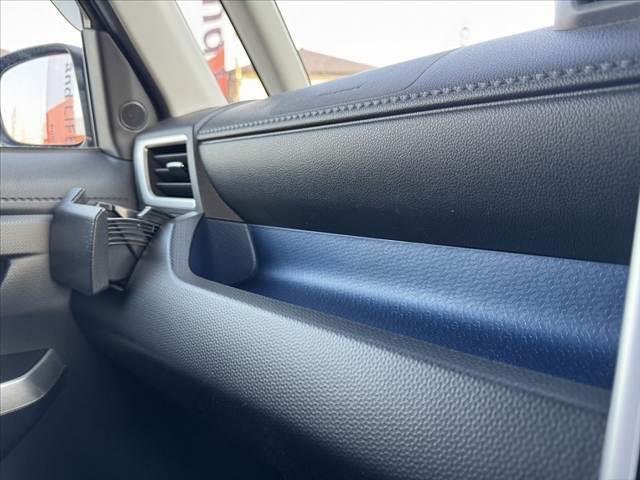 ルーミー カスタムＧ　Ｓ　禁煙車　ＳＡ２　８インチナビ　Ｂモニ　クルコン　両電　ＢＴ　ＤＶＤ再生　スマートキー　ＬＥＤ　フォグＬＥＤ　横滑り防止　ＡＡＣ　純正ＡＷ　電格ミラー　後席ロールサンシェード　シートアンダートレイ（30枚目）