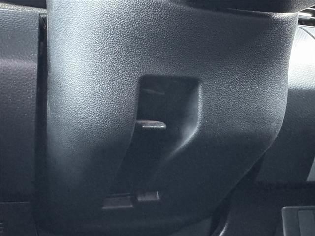 ルーミー カスタムＧ　Ｓ　禁煙車　ＳＡ２　８インチナビ　Ｂモニ　クルコン　両電　ＢＴ　ＤＶＤ再生　スマートキー　ＬＥＤ　フォグＬＥＤ　横滑り防止　ＡＡＣ　純正ＡＷ　電格ミラー　後席ロールサンシェード　シートアンダートレイ（32枚目）