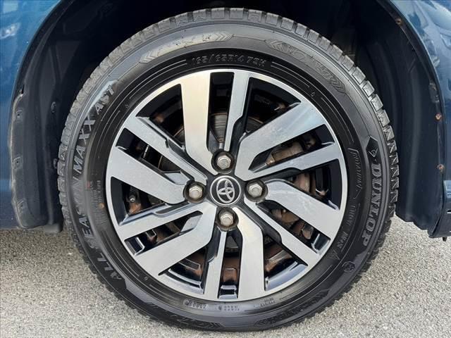 ルーミー カスタムＧ　Ｓ　禁煙車　ＳＡ２　８インチナビ　Ｂモニ　クルコン　両電　ＢＴ　ＤＶＤ再生　スマートキー　ＬＥＤ　フォグＬＥＤ　横滑り防止　ＡＡＣ　純正ＡＷ　電格ミラー　後席ロールサンシェード　シートアンダートレイ（43枚目）