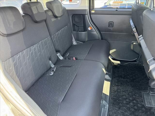 ルーミー カスタムＧ　車検整備付　禁煙車　フルセグナビ　Ｂカメラ　シートヒーター　両電スラ　ＢＴ　バックカメラ　ＥＴＣ　ステリモ　Ｐスタート　スマートキー　スペア　スマアシＩＩＩ　Ａライト　Ａハイビーム　ＬＥＤ　フォグ（18枚目）