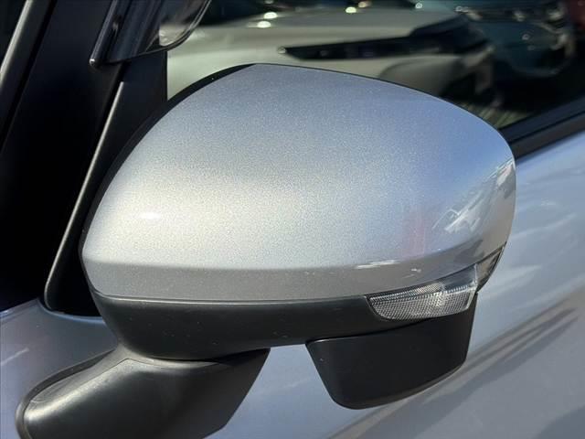 ルーミー カスタムＧ　車検整備付　禁煙車　フルセグナビ　Ｂカメラ　シートヒーター　両電スラ　ＢＴ　バックカメラ　ＥＴＣ　ステリモ　Ｐスタート　スマートキー　スペア　スマアシＩＩＩ　Ａライト　Ａハイビーム　ＬＥＤ　フォグ（36枚目）