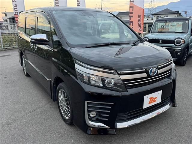 ヴォクシー ハイブリッドZS 煌II 車検整備付 禁煙車 フルセグナビ セーフティセンスC 電動スライドドア Pスタート Bモニター ETC LED Aハイビーム 先行車発進告知機能 クルコン Aライト 革巻きステアリング BT ステリモ(8枚目)