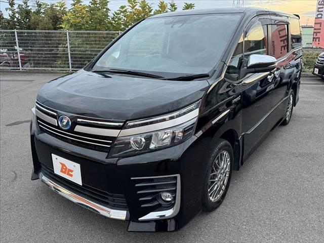 ヴォクシー ハイブリッドZS 煌II 車検整備付 禁煙車 フルセグナビ セーフティセンスC 電動スライドドア Pスタート Bモニター ETC LED Aハイビーム 先行車発進告知機能 クルコン Aライト 革巻きステアリング BT ステリモ(10枚目)