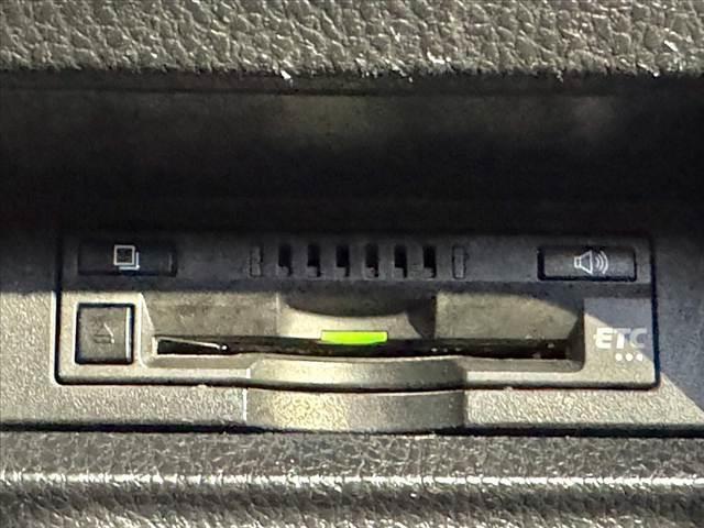 ヴォクシー ハイブリッドZS 煌II 車検整備付 禁煙車 フルセグナビ セーフティセンスC 電動スライドドア Pスタート Bモニター ETC LED Aハイビーム 先行車発進告知機能 クルコン Aライト 革巻きステアリング BT ステリモ(27枚目)