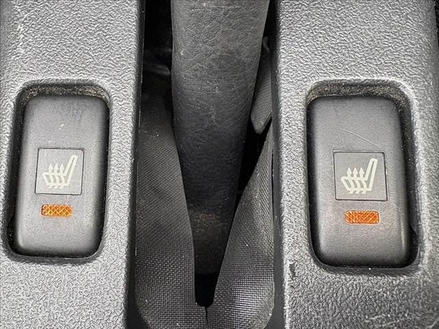 コペン 車検整備付 禁煙車 純正ナビ Bカメラ ステリモ BT フルセグ DVD再生 スマートキー Pスタート LED フォグ 純正AW 横滑り防止 シートヒーター AAC ABS 革巻きステア SRSエアB(6枚目)