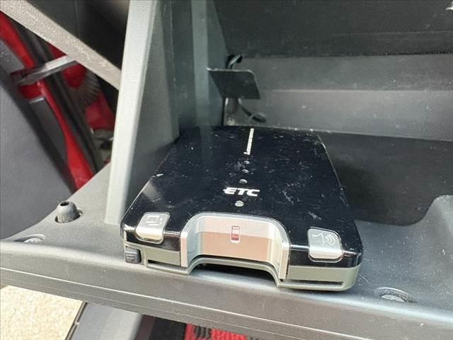 コペン 車検整備付 禁煙車 純正ナビ Bカメラ ステリモ BT フルセグ DVD再生 スマートキー Pスタート LED フォグ 純正AW 横滑り防止 シートヒーター AAC ABS 革巻きステア SRSエアB(31枚目)